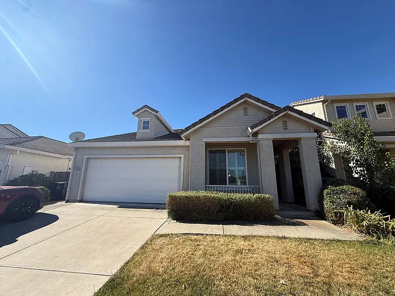 5900 Witt Way — Photo 1