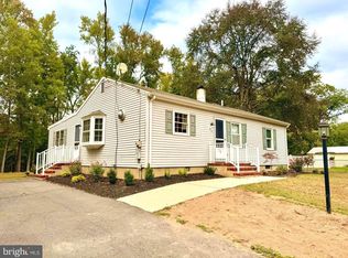 22 Meadowview Ln, New Lisbon, NJ 08064