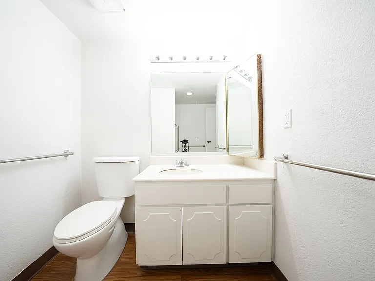 Manor Independent Living — Photo 5