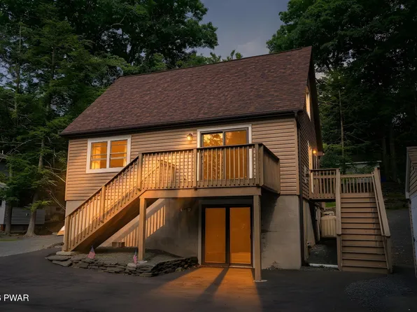 1024 Sundew Rd, Lake Ariel, PA 18436