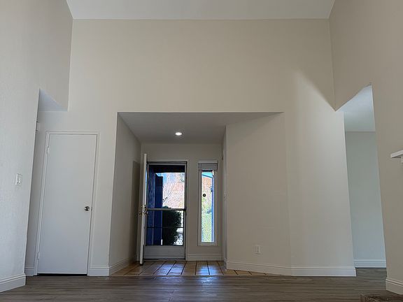 4th image of 4977 Parrish Ct