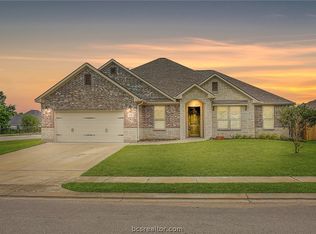3001 Embers Loop, Bryan, TX 77802