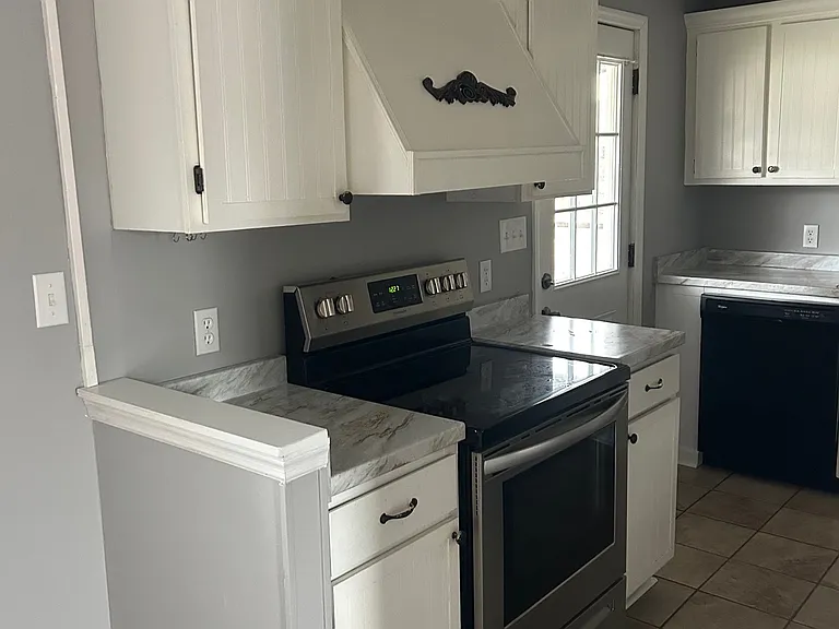 1610 Marlborough Blvd — Photo 9