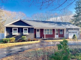 118 Glenwood Rd, Clinton, CT 06413