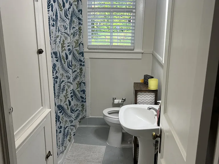1717 Cherry Laurel Dr — Photo 9