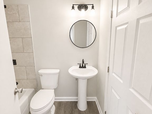 5th image of 521 Avenue C #D