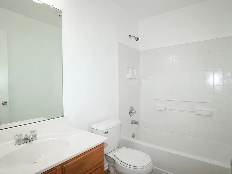 309 Stanford Dr — Photo 6