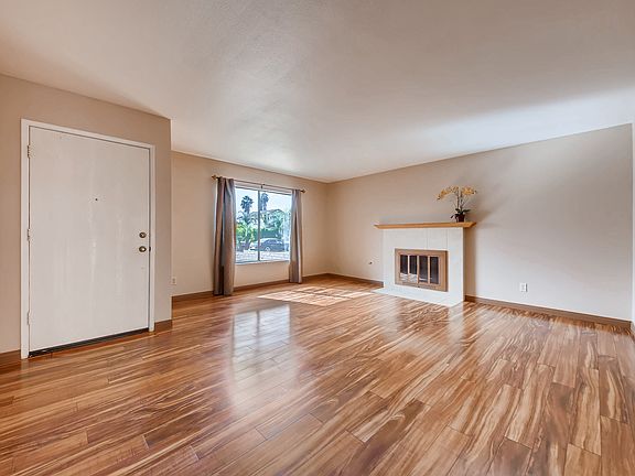 4th image of 1266 Pearl Ave