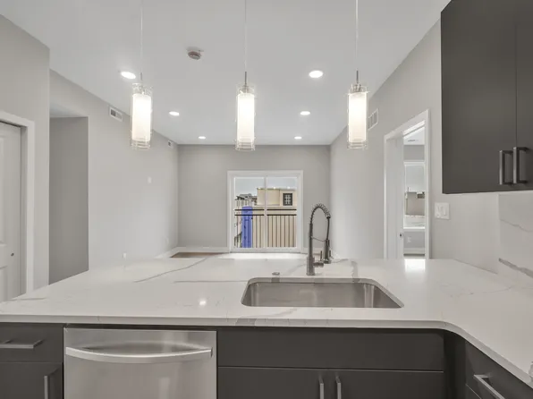 1111 S 24th St, Philadelphia, PA