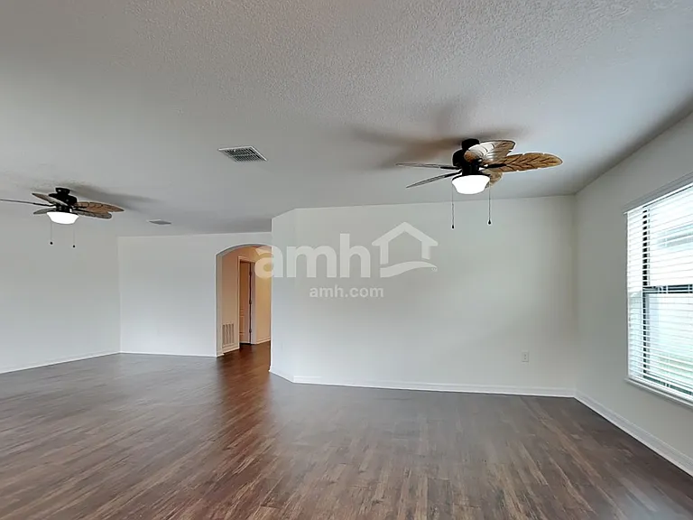 1741 Chatham Green Cir — Photo 9