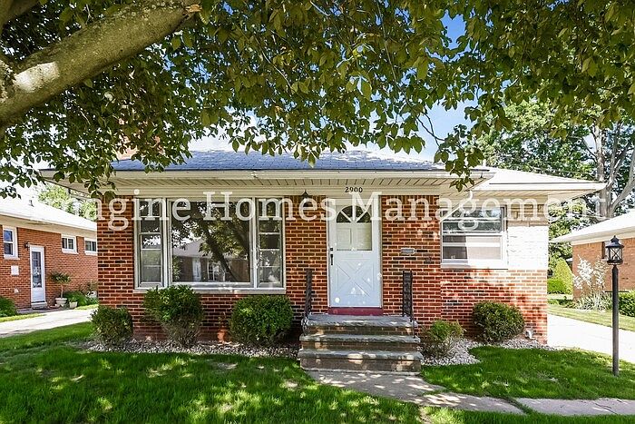 1st image of 2900 Dale Ave