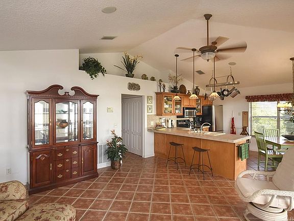 3rd image of 14096 W Sanddollar Ln