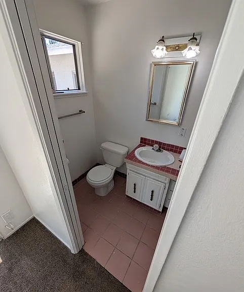 master bath (with shower, no bath)