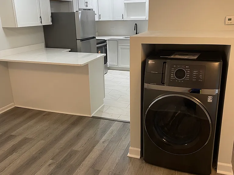 Ranchvale Apartments — Photo 13