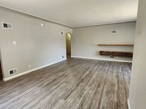 5th image of 1225 Upham St