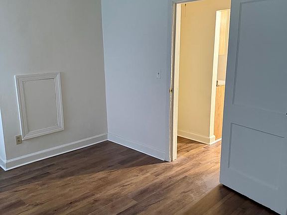 4th image of 1112 S Rodney St