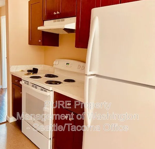 7919 35th Ave SW #103 — Photo 4