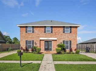 6820 Farwood Dr, New Orleans, LA 70126