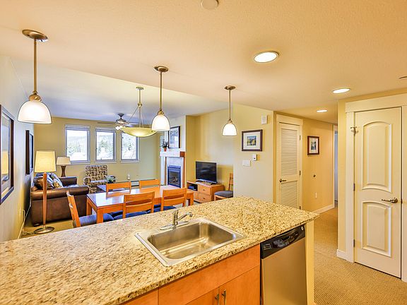 5th image of 670 Winter Park Dr #3406
