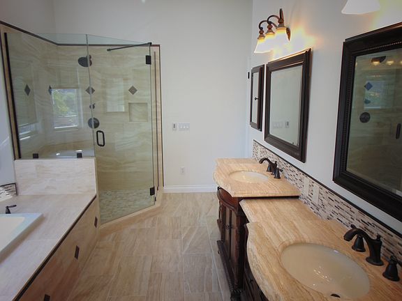 4th image of 2973 Yucca Dr