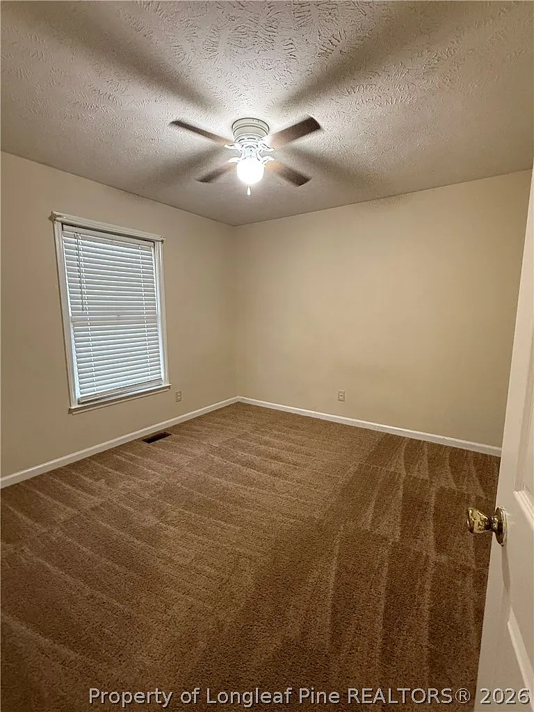 3 bed, 2.0 bath, 1144 sqft, $1,200 — Photo 4
