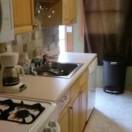 4th image of 931 33rd St SW