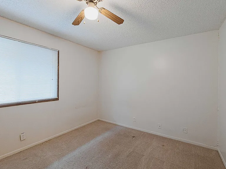 922 C St #3 — Photo 8