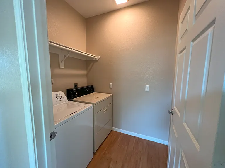 5030 Marietta Ln — Photo 17