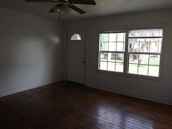 3rd image of 1314 3rd Ave S