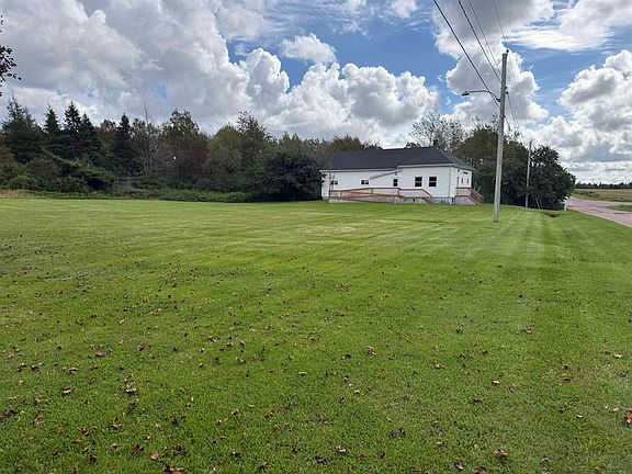 3rd image of 14 Canadian Rd