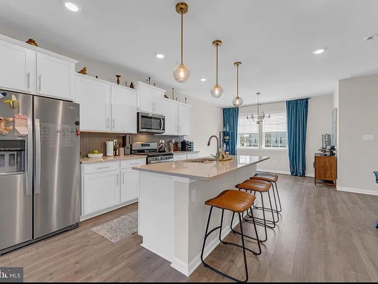 8805 Mimosa Ave #1 — Photo 6