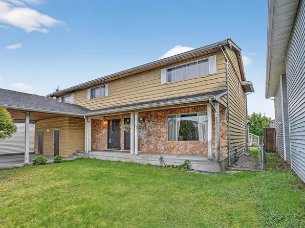 7290 11th Ave, Burnaby, BC V3N 2M8