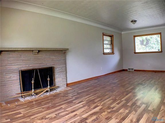 4th image of 2701 Eastvale Ave
