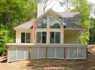 66 B Fawnwood Cir, Greentown, PA 18426