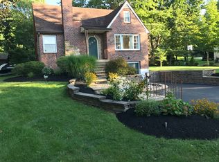 102 Gail Rd, Devon, PA 19333