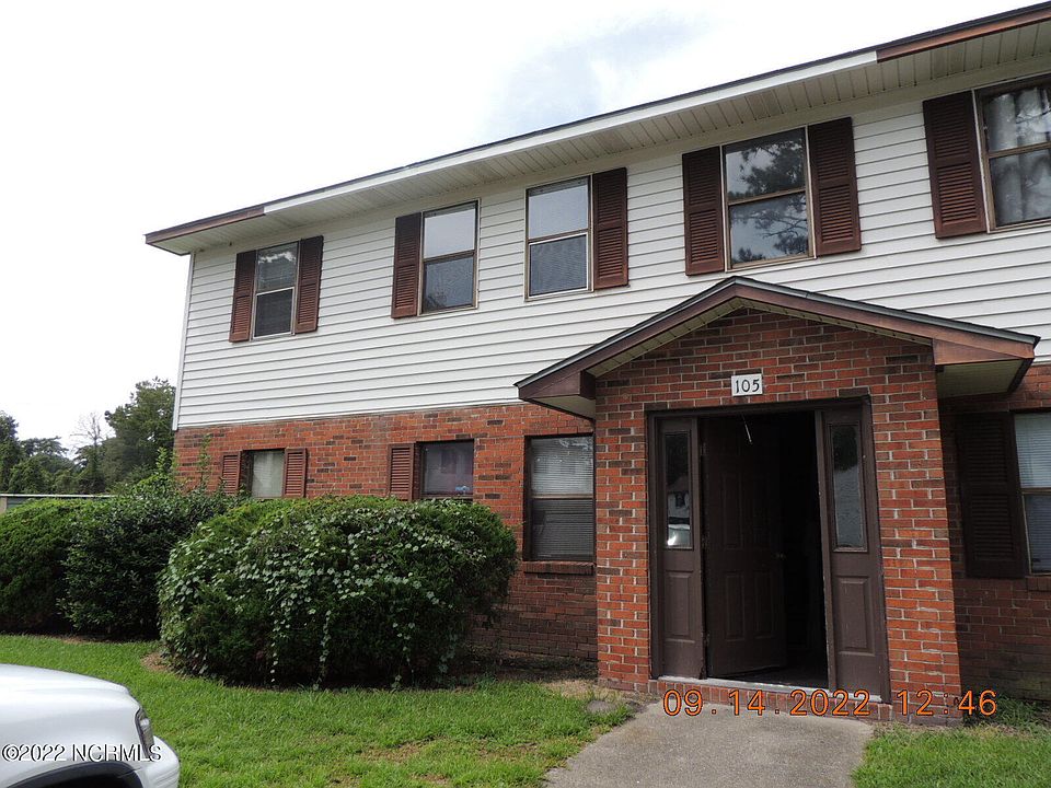 1st image of 105 Ravenwood Dr APT C