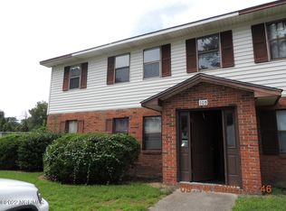 105 Ravenwood Dr APT C, Jacksonville, NC 28546
