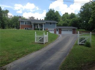 113 Quartz Ln, Latrobe, PA 15650