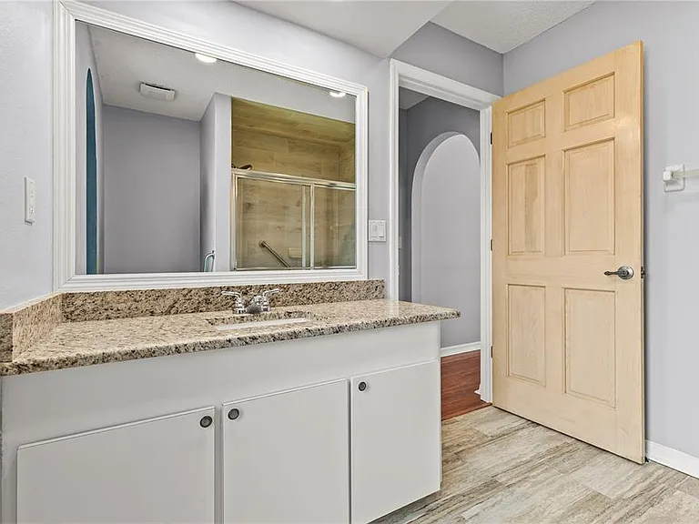 9447 Ashley Dr — Photo 42