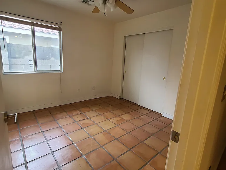 2343 E Springfield Pl — Photo 12