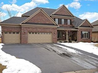 645 Ramsey Cir, Carver, MN 55315
