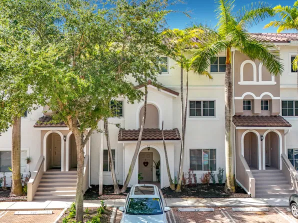 312 BAYFRONT Drive, Boynton Beach, FL 33435