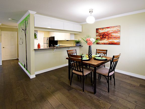 3rd image of 630 Canyon Oaks Dr APT H