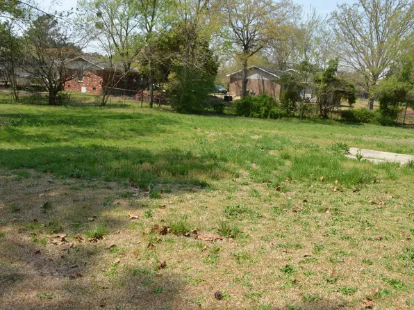 6603 Radcliff Ct, Fayetteville, NC 28311