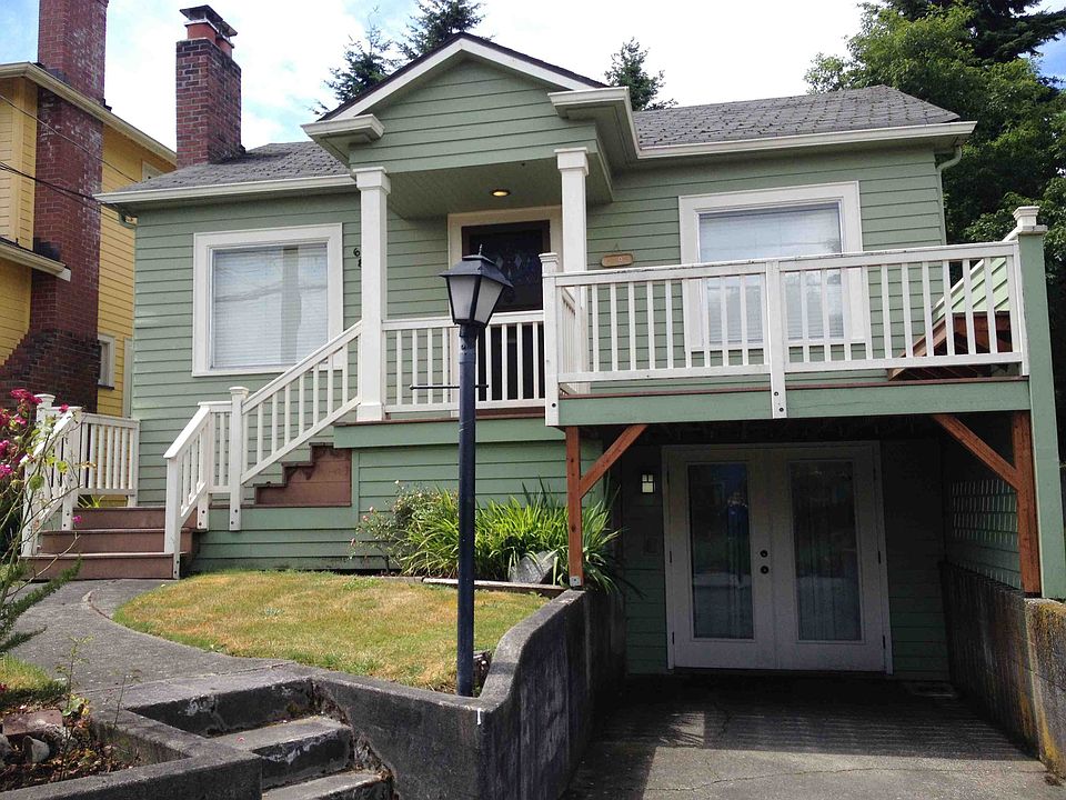 2nd image of 6841 36th Ave NE