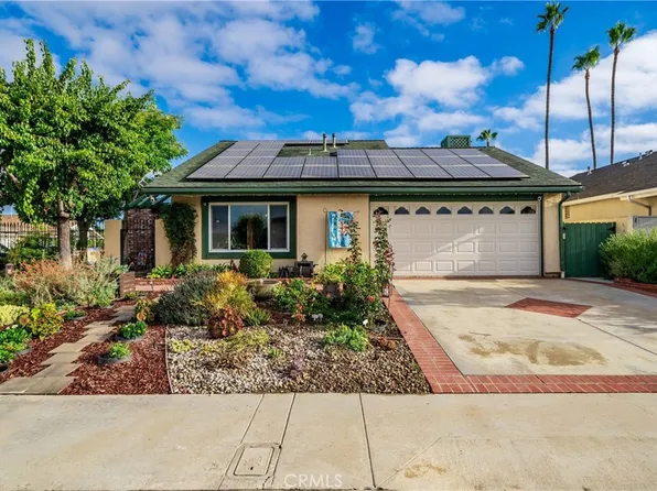 8381 Boothbay Cir, Huntington Beach, CA 92646