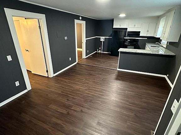 2nd image of 269 16th Street Pl SE