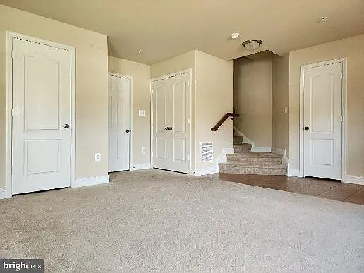 3 bed, 4.0 bath, 2250 sqft, $3,150 — Photo 3