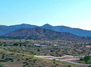 5320 Cygnet Rd, Phelan, CA 92371