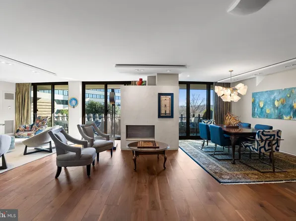 700 New Hampshire Ave NW #421, Washington, DC 20037